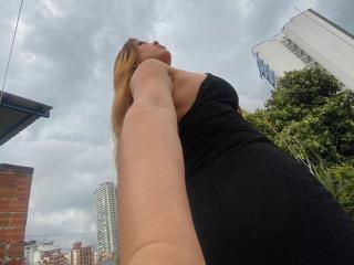 JazminRoyale - Sexe cam en vivo - 25830177