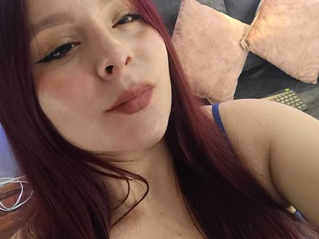 EmaJames - Live sex cam - 25830853