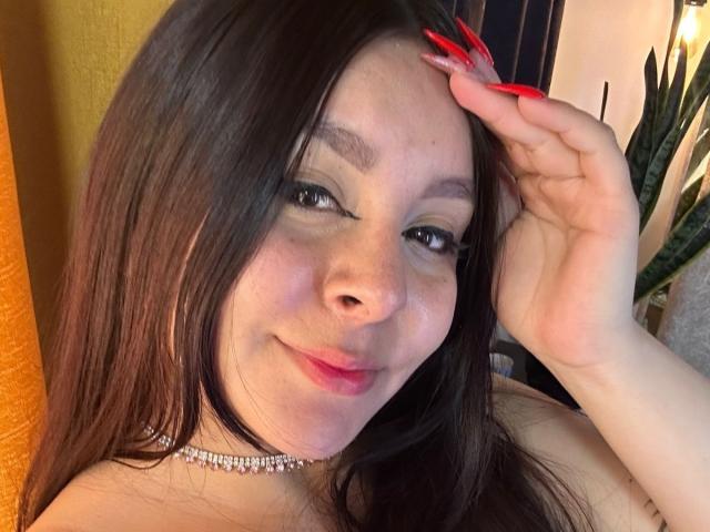 EmaJames - Live sex cam - 25831453