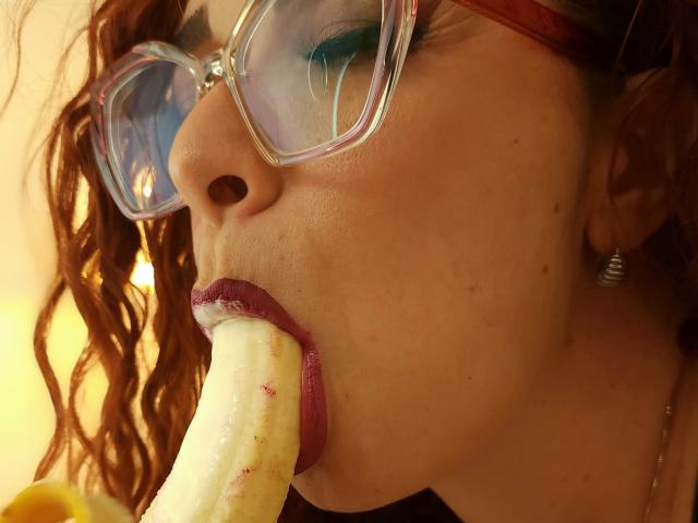 ScarletthVega - Live porn &amp; sex cam - 25833261