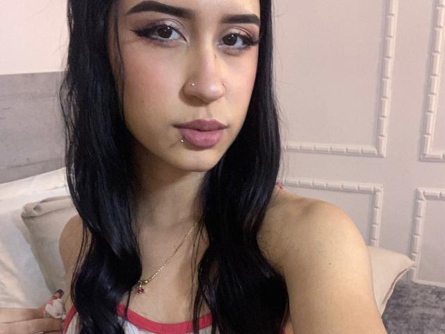 AnnaTorress - ライブポルノ&amp;セックスカム - 25834461