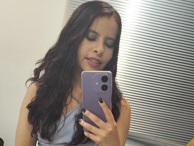 JuliaWaine - Sexe cam en vivo - 25836777