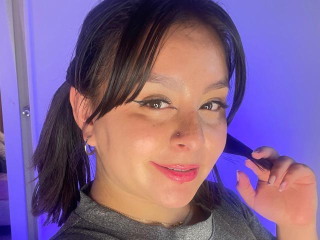 EmaJames - Live porn &amp; sex cam - 25841033