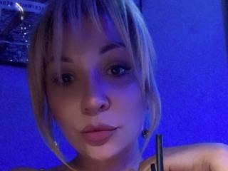AnnaMilc - Live porn &amp; sex cam - 25854905