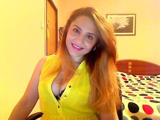 CoquineLilou - Live Sex Cam - 2585557