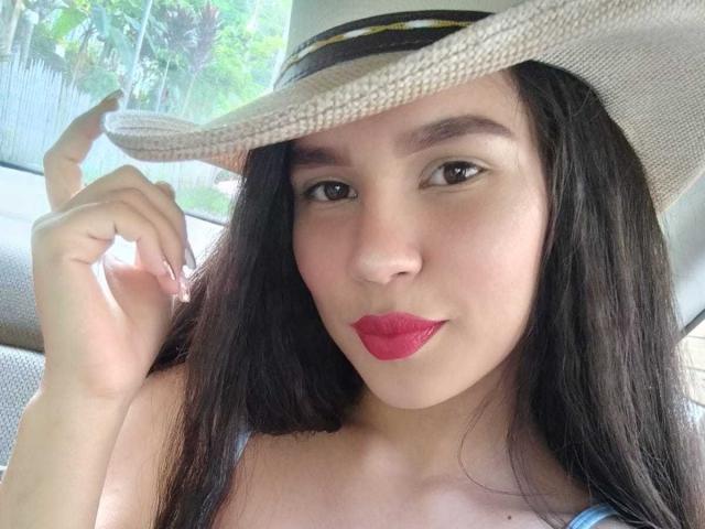 CarolineWill - Live porn &amp; sex cam - 25855781