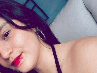 AlinaFoxyLina - Live porn &amp; sex cam - 25856517