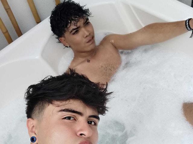 ElyanMatheus - Sexe cam en vivo - 25860369