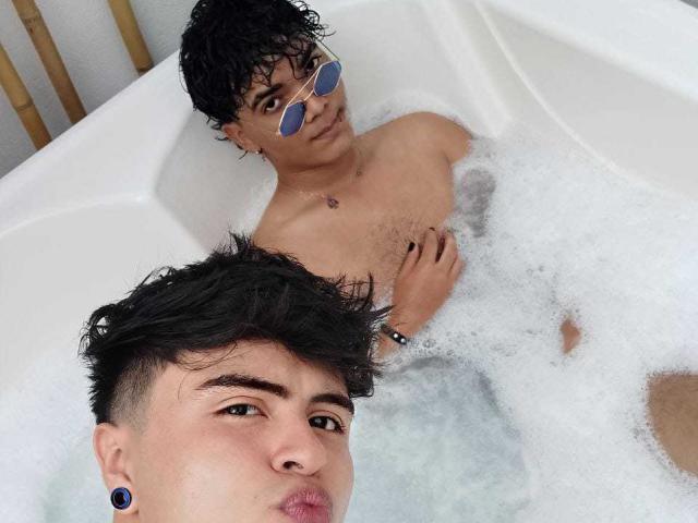 ElyanMatheus - Live porn &amp; sex cam - 25860377