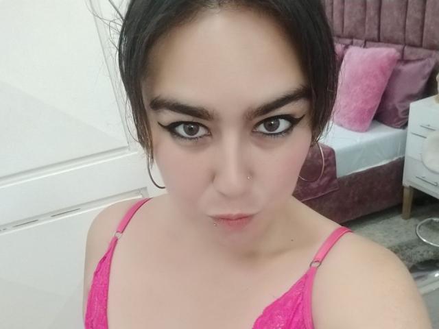 TaylorNova - Live Sex Cam - 25871753