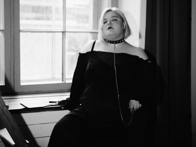 EllaBigBabe - Sexe cam en vivo - 25871845