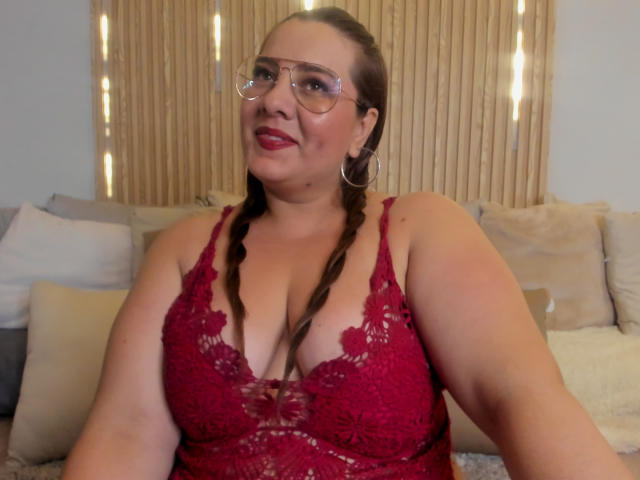 VedaJhonson - Porno na żywo i seks kamera - 25872105