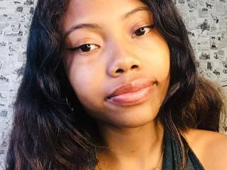 LindaSanchezL - Live porn &amp; sex cam - 25873533