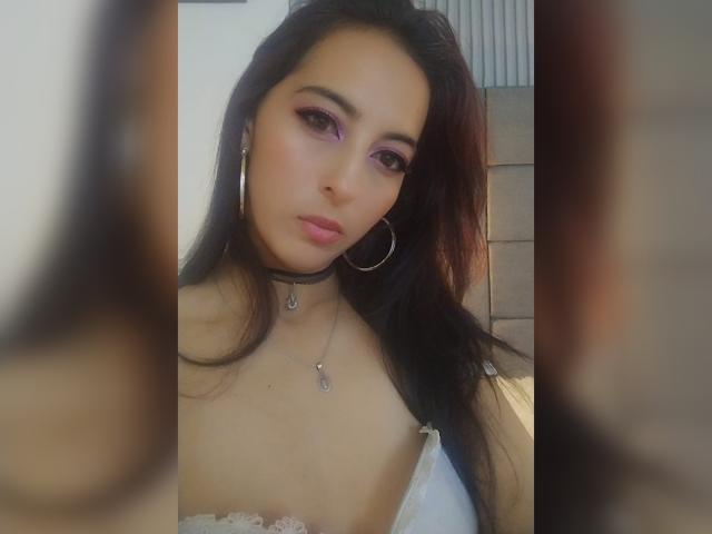 SelennaTylor - Live porn &amp; sex cam - 25875461