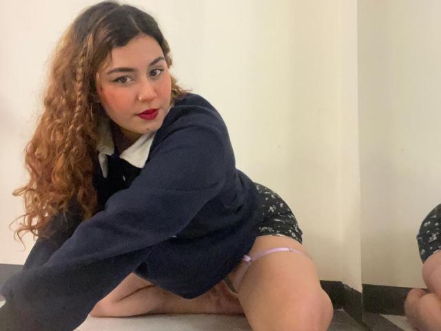 AdelaTaylor - Live sex cam - 25883273