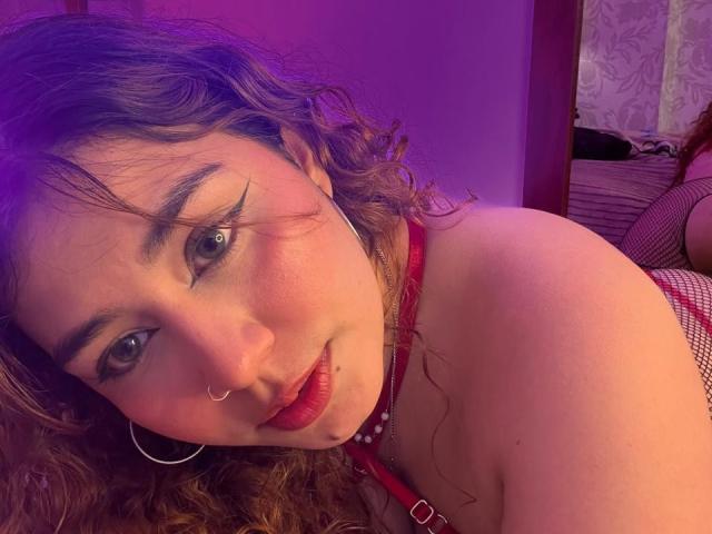 AdelaTaylor - Sexe cam en vivo - 25883285