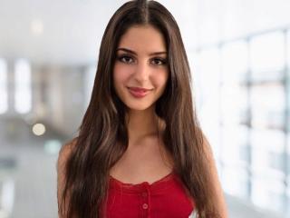 Voir la fiche détaillée de JenniferAlluring