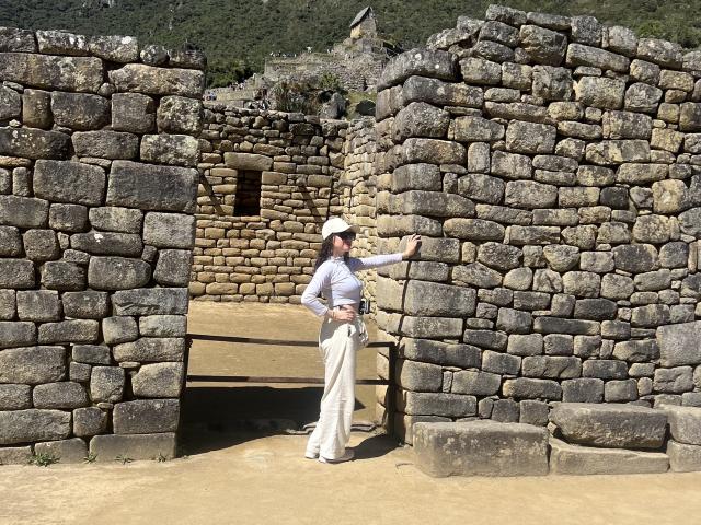 ElizaCanterville - Live porn &amp; sex cam - 25890189