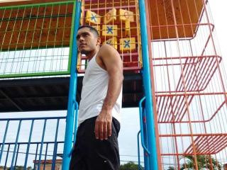 DereckStorm - сексуальная веб-камера в реальном времени - 25892725