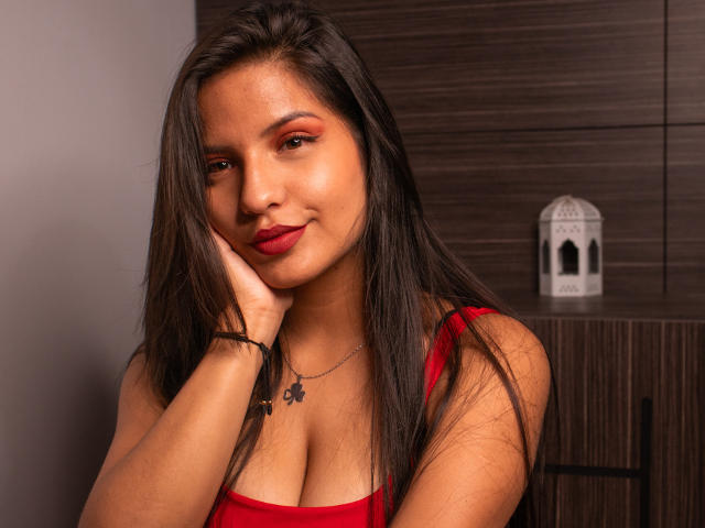 LailaBarker - Live porn &amp; sex cam - 25894489