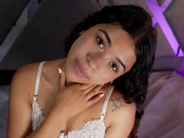 IvyLancaster - Live porn &amp; sex cam - 25895113