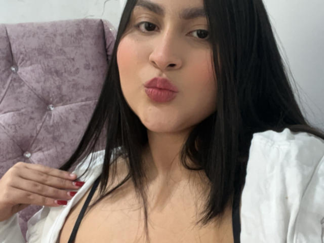 MiaCooperr - Live porn &amp; sex cam - 25902885