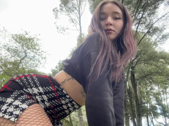 SophieHaily - Live sex cam - 25904753
