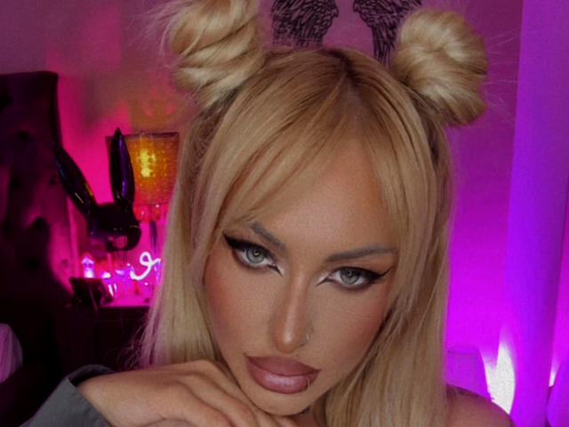 SinnersMuse - Live porn &amp; sex cam - 25905801