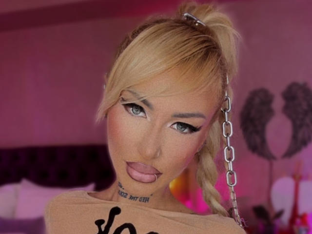 SinnersMuse - сексуальная веб-камера в реальном времени - 25905817