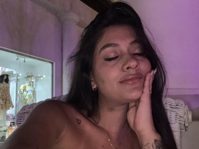 ThaliaAres - Sexe cam en vivo - 25907093