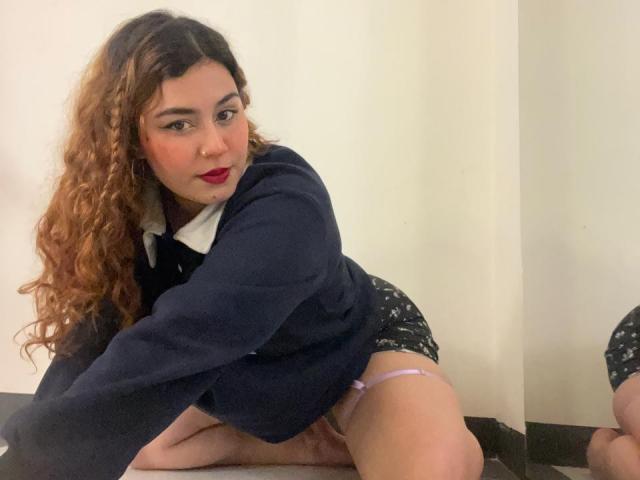 AdelaTaylor - Live porn &amp; sex cam - 25911465