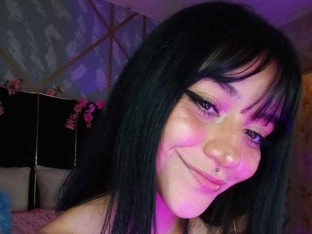 LindaWatsong - Live porn &amp; sex cam - 25912693