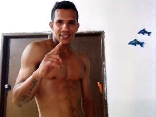 DreamGuy69 - Live porn &amp; sex cam - 25914381