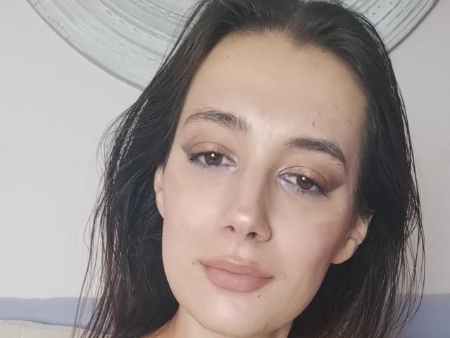 JuliaHuntis - Live porn &amp; sex cam - 25915357