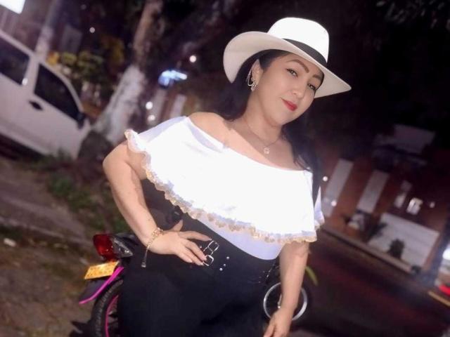 CamilaCuteHotX - сексуальная веб-камера в реальном времени - 25916933