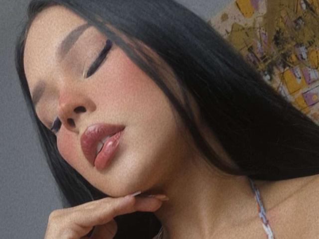 CarolineWill - Live porn &amp; sex cam - 25918233