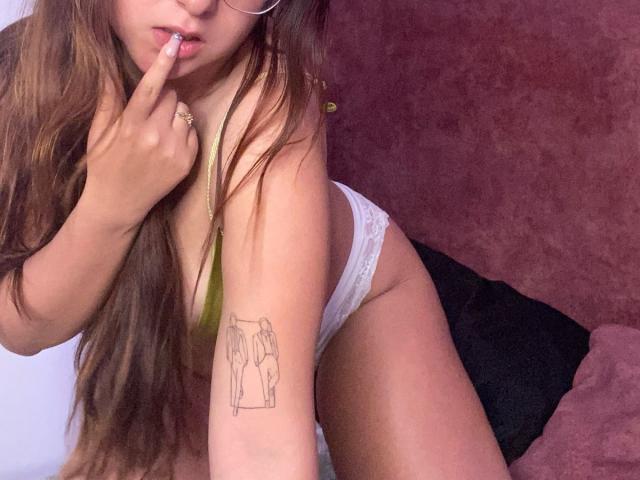 VioletaBabe - Élő pornó és szexkamera - 25919925