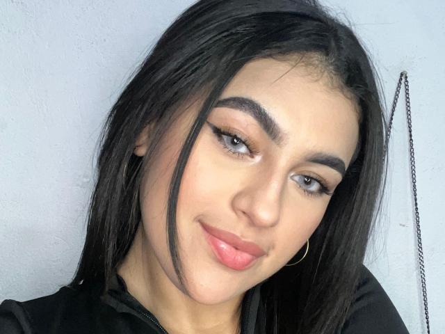 DaffneAddison - Live porn &amp; sex cam - 25920537