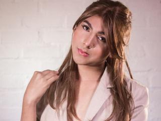 ZoeHotMoretti - Live porn &amp; sex cam - 25920889