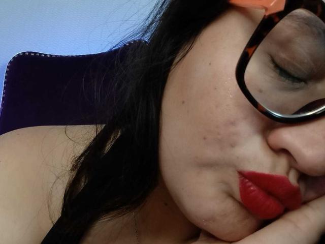 ZoeThoms - Live porno og sexkamera - 25921621