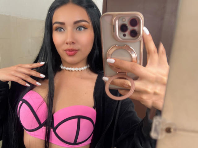 LillyTaylor - ライブポルノ&amp;セックスカム - 25921993