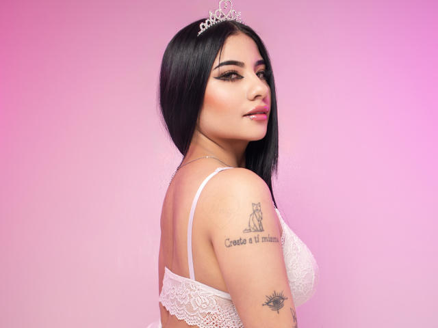 NatallieBlue - Élő pornó és szexkamera - 25923465