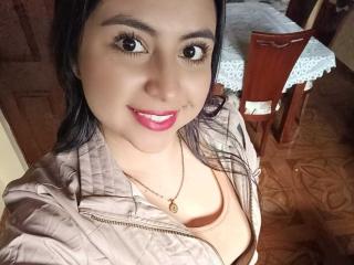 CharlotteSilvie - Live porn &amp; sex cam - 25924925