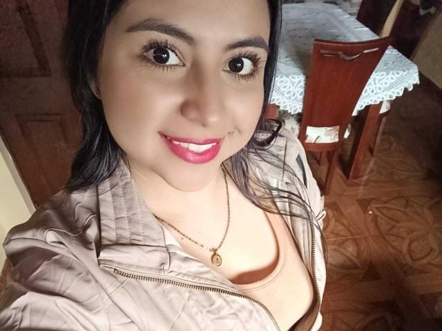CharlotteSilvie - Live sex cam - 25924925