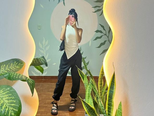 HarleyRoods - Live porn &amp; sex cam - 25929573