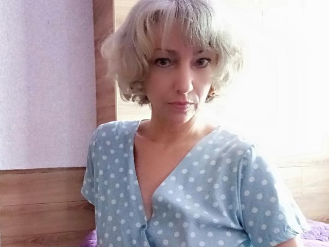 LorieCarrieFleur - Live sex cam - 25930589