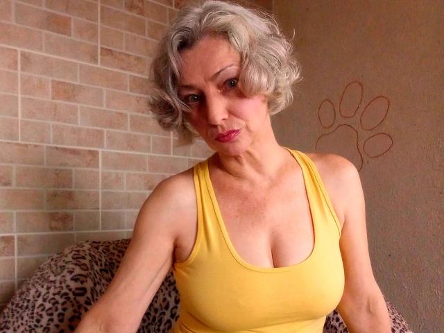 LorieCarrieFleur - Live sex cam - 25930637