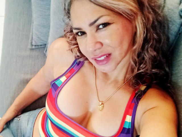 BrigiteWalsh - Live sex cam - 25932773