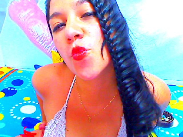 BigTitss - Live sex cam - 2594015