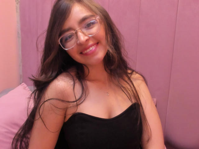 EvaMcAllister - Live sexe cam - 25941921